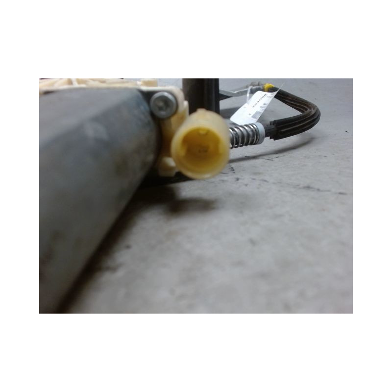 MECANISME+MOTEUR LEVE-GLACE AVANT DROIT RENAULT CLIO II CAMPUS 06-