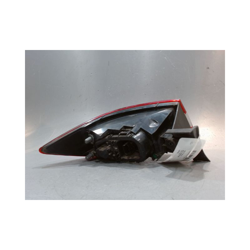 FEU ARRIERE DROIT RENAULT CLIO