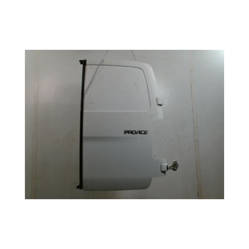 PORTE BATTANTE ARRIERE DROIT TOYOTA PROACE