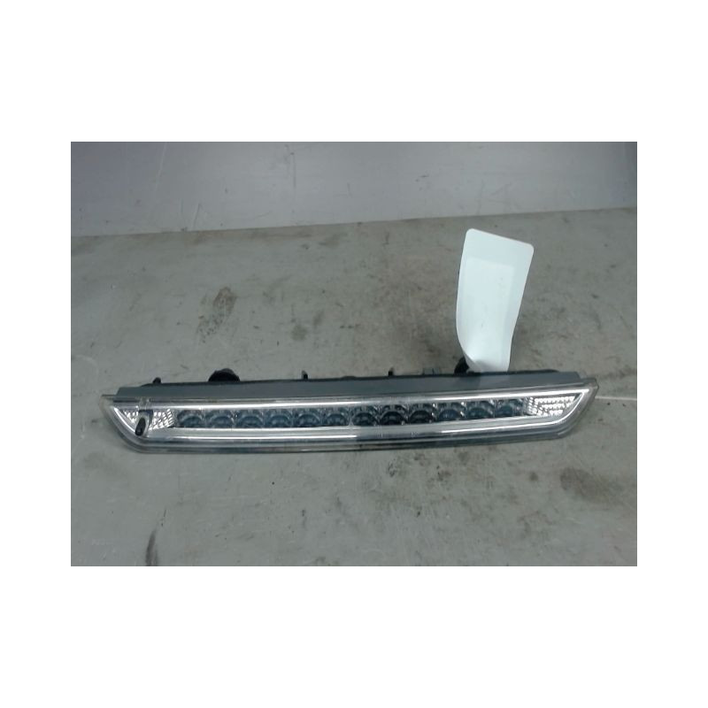 FEUX STOP SUPPLEMENTAIRE CITROEN C4