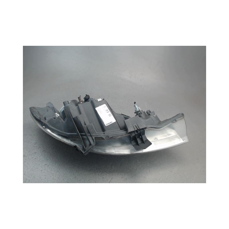 PHARE GAUCHE PEUGEOT 107