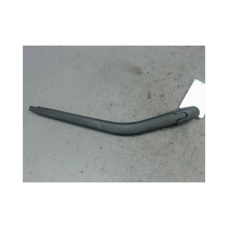 BRAS ESSUIE-GLACE ARRIERE TOYOTA COROLLA