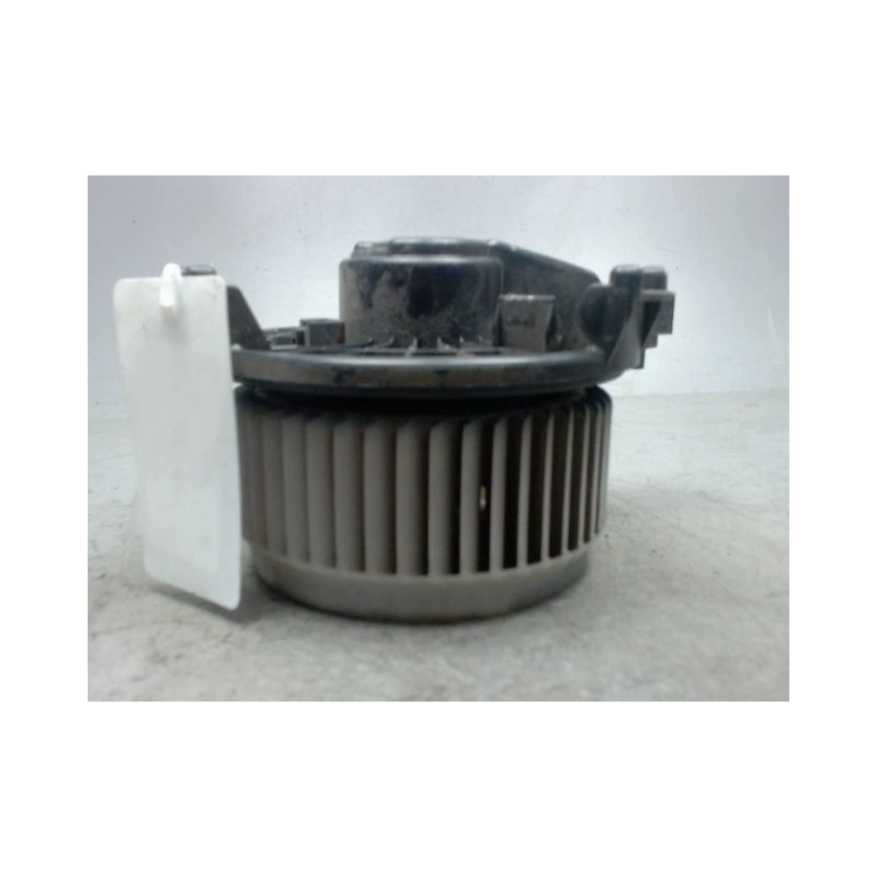 MOTEUR VENTILATEUR CHAUFFAGE TOYOTA HILUX SIMPLE CABINE 2006-