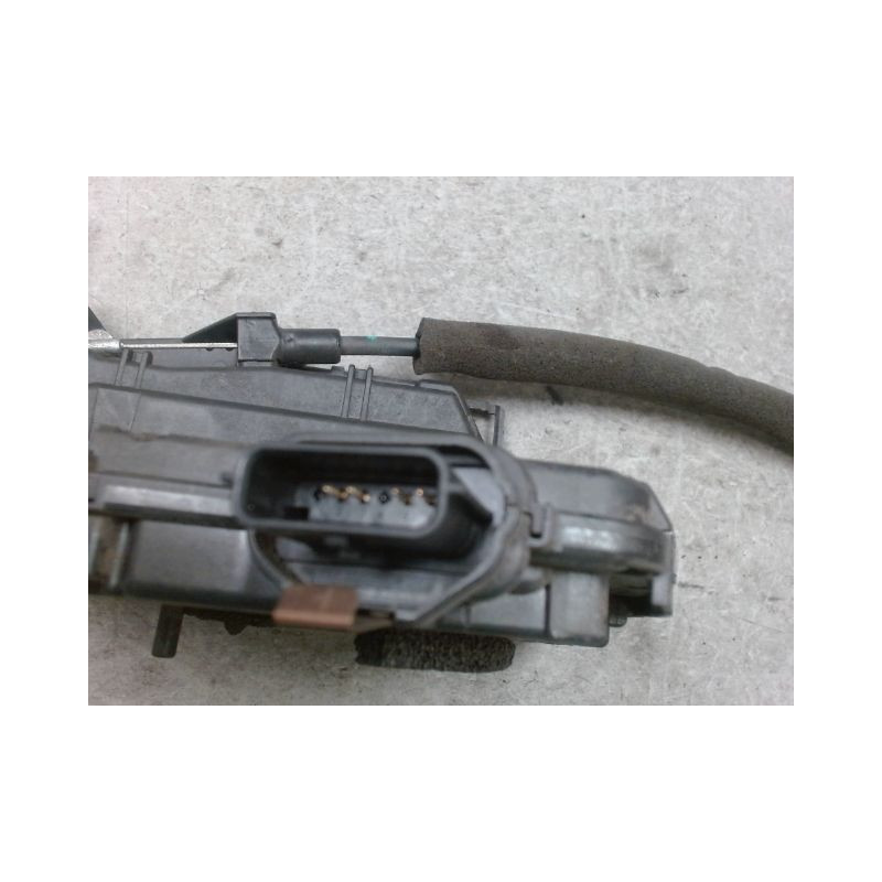 SYSTEME CONDAMNATION ARRIERE DROIT RENAULT CLIO
