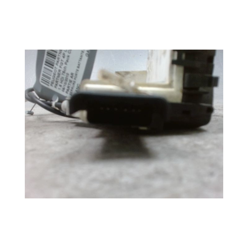 SERRURE PORTE BATTANTE ARRIERE GAUCHE PEUGEOT PARTNER FGT LONG 08-