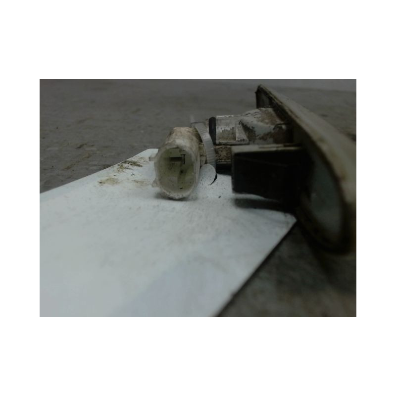 REPETITEUR AILE DROIT B.M.W. SERIE 3