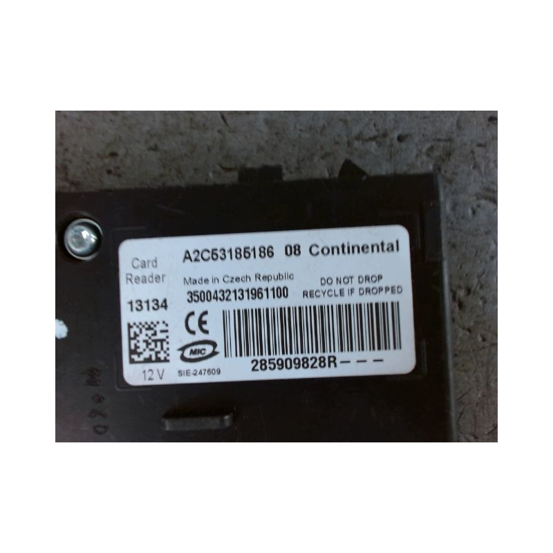 LECTEUR DE CARTE RENAULT MEGANE