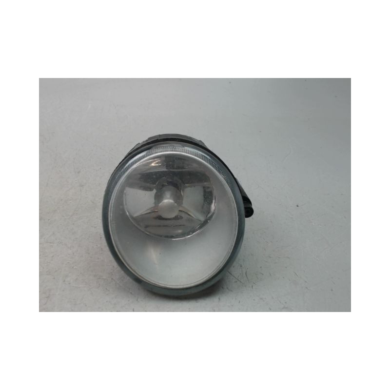 PHARE ANTIBROUILLARD AVANT DROIT NISSAN PRIMASTAR
