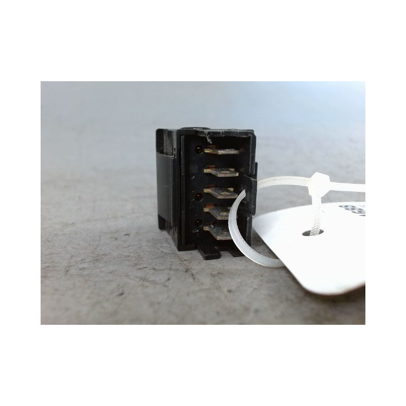 COMMANDE LEVE-GLACE PORTE ARG CITROEN XSARA