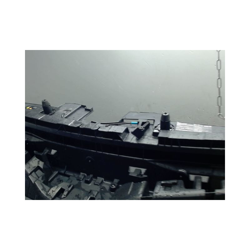 TRAVERSE SUPERIEURE ARMATURE AVANT RENAULT KANGOO