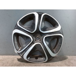ENJOLIVEUR DE ROUE