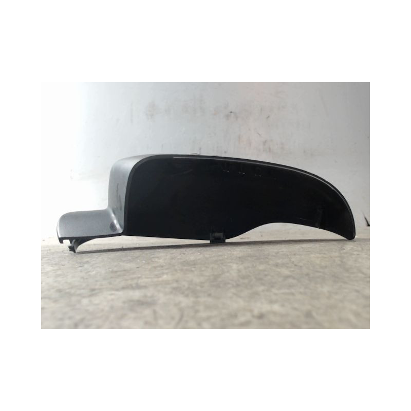 CARENAGE RETROVISEUR EXTERIEUR DROIT RENAULT TWINGO 2 2010-