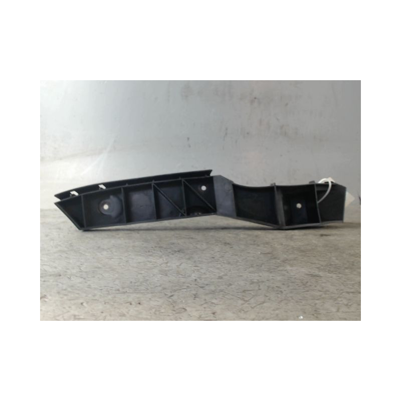 SUPPORT PARE-CHOC AVD VOLKSWAGEN POLO 99-2001
