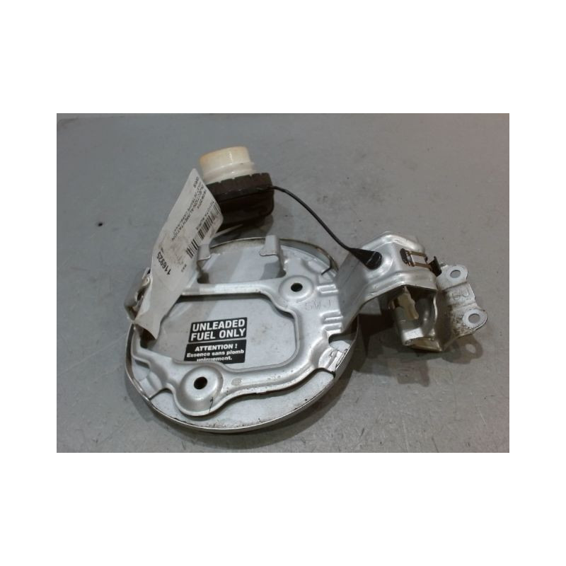 VOLET DE TRAPPE CARBURANT TOYOTA AURIS