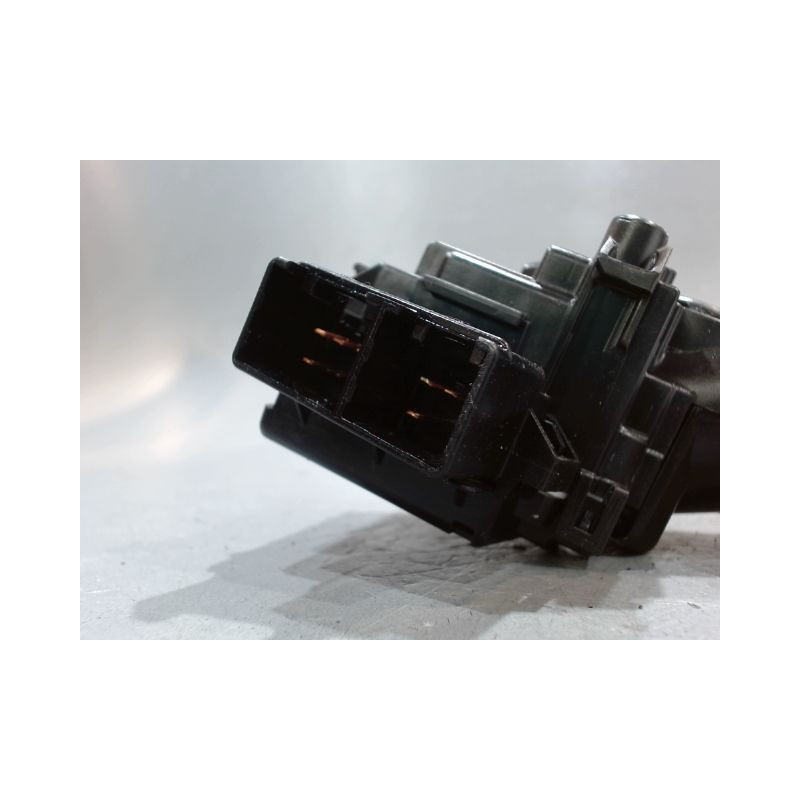 COMMANDE ESSUIE GLACE TOYOTA AURIS