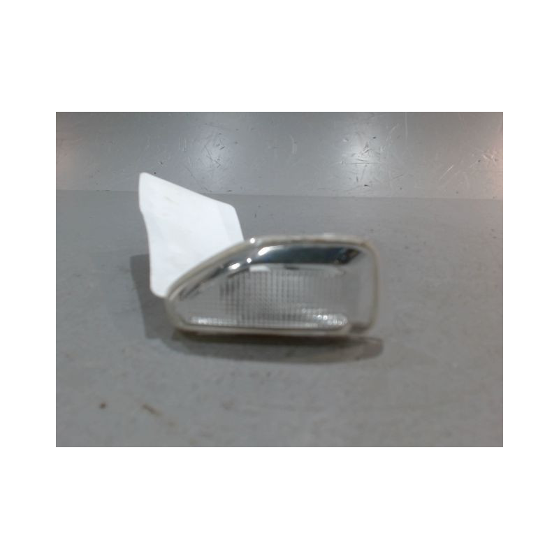 REPETITEUR AILE DROIT DACIA SANDERO
