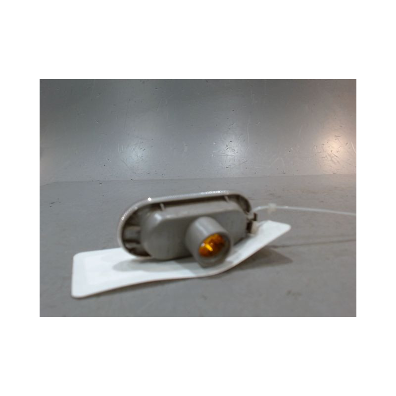 REPETITEUR AILE GAUCHE SEAT IBIZA