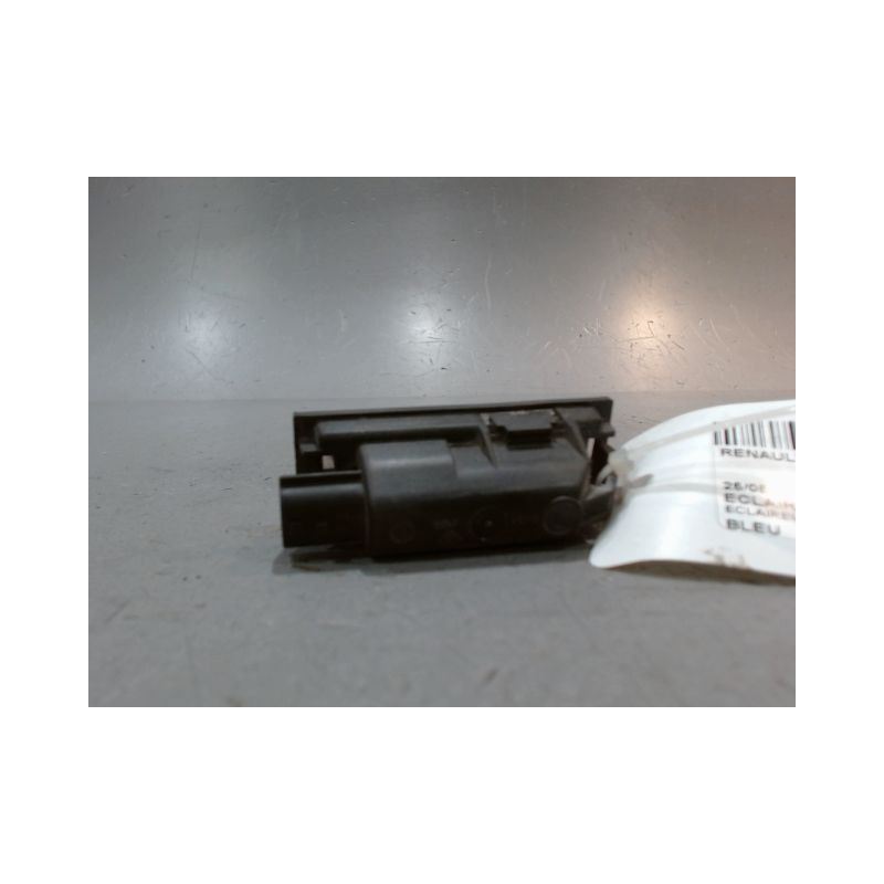 ECLAIREUR PLAQUE DE POLICE GAUCHE RENAULT MEGANE