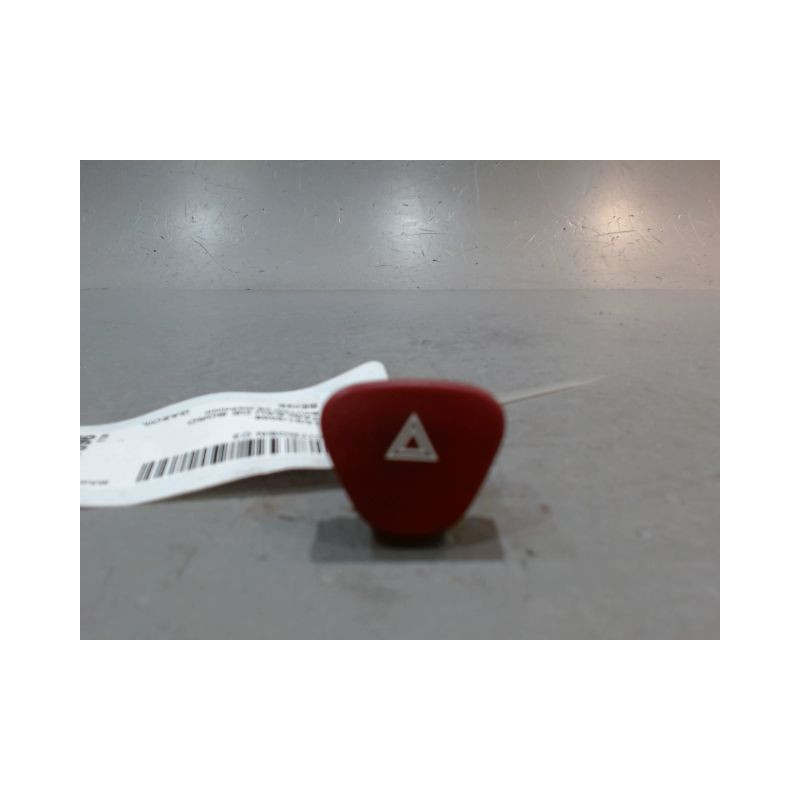 BOUTON DE WARNING CITROEN C3