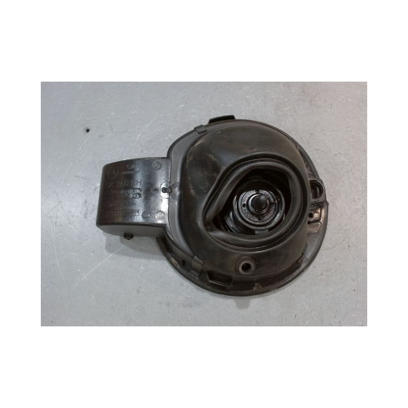 VOLET DE TRAPPE CARBURANT SKODA FABIA