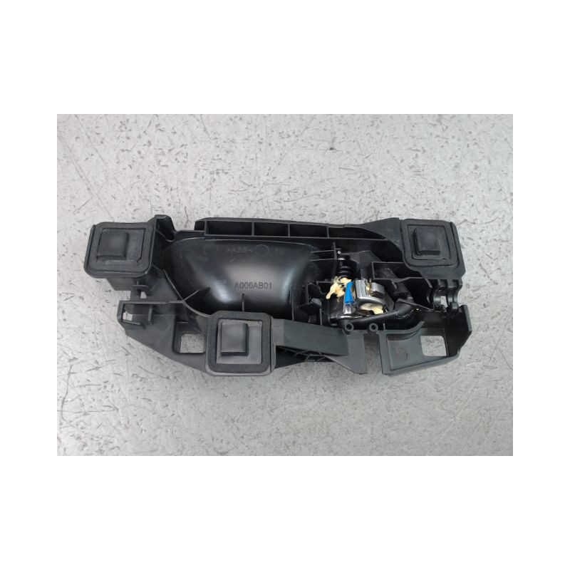 POIGNEE INTERIEURE PORTE AVANT GAUCHE PEUGEOT 5008 2009-