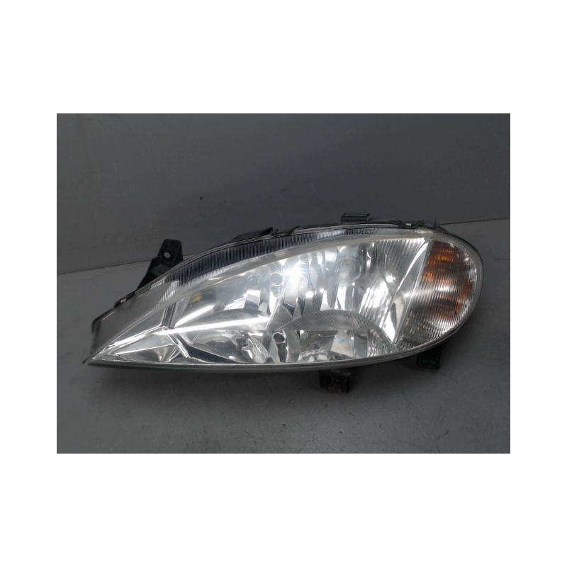 PHARE GAUCHE RENAULT MEGANE