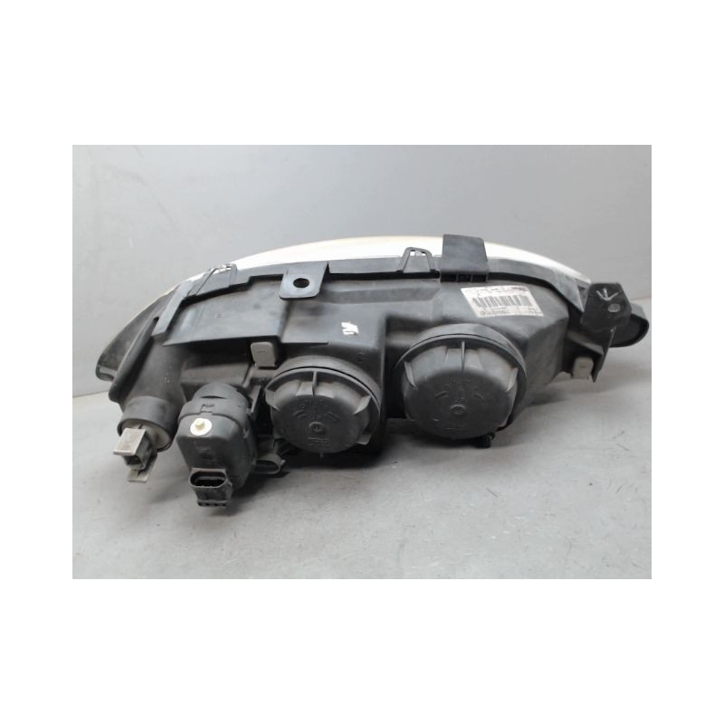 PHARE GAUCHE RENAULT MEGANE