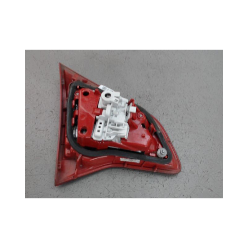 FEU ARRIERE INTERIEUR DROIT OPEL MERIVA