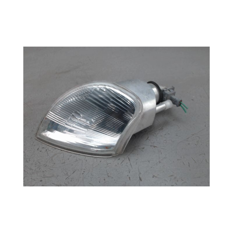 CLIGNOTANT DROIT CITROEN SAXO
