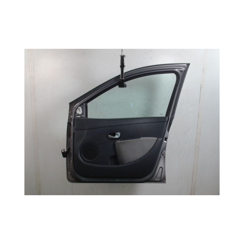 PORTE AVANT DROIT RENAULT CLIO