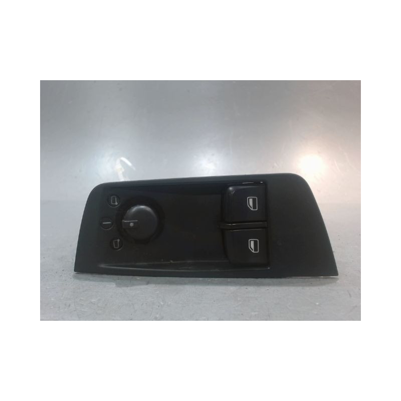 COMMANDE LEVE-GLACE PORTE AVG AUDI A1