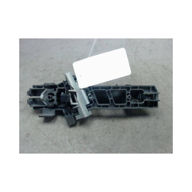POIGNEE EXTERIEURE PORTE AVANT DROIT FORD FIESTA