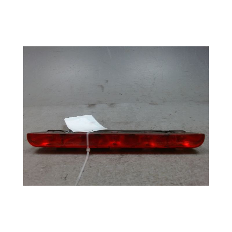 FEUX STOP SUPPLEMENTAIRE CITROEN XSARA PICASSO