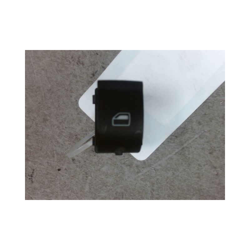 COMMANDE LEVE-GLACE PORTE ARD AUDI A4 2004-