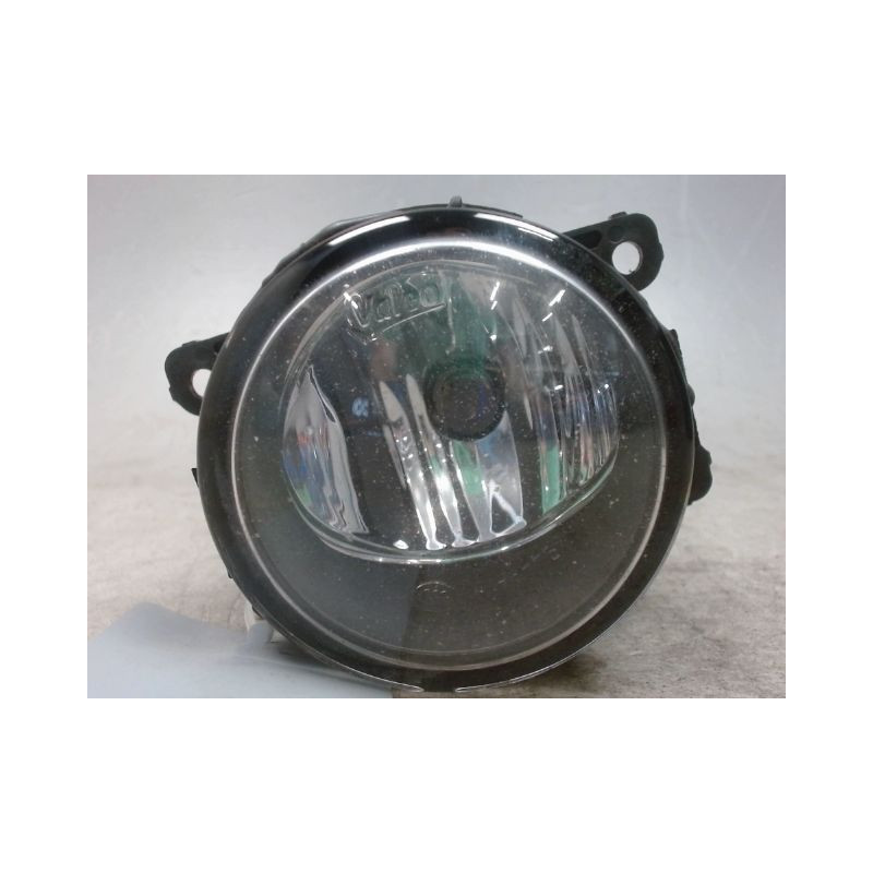 PHARE ANTIBROUILLARD AVANT DROIT RENAULT MEGANE