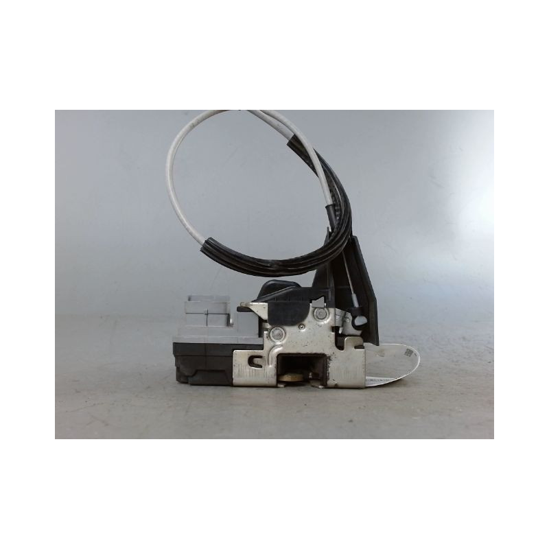 SERRURE PORTE AVANT GAUCHE PEUGEOT 307