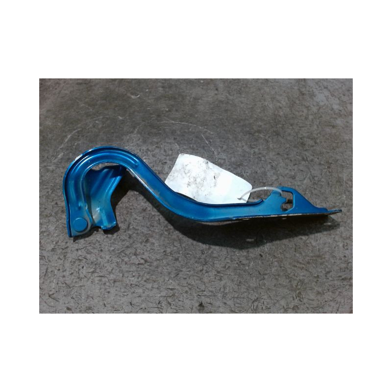 COMPAS DROIT CAPOT SUZUKI SPLASH
