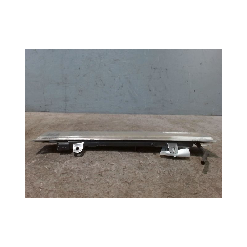 FEUX STOP SUPPLEMENTAIRE PEUGEOT 208