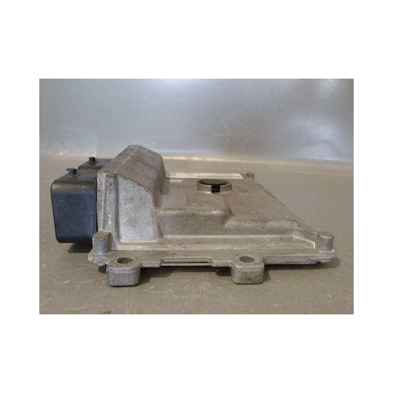 CALCULATEUR MOTEUR PEUGEOT 208 Phase 1 2012-...