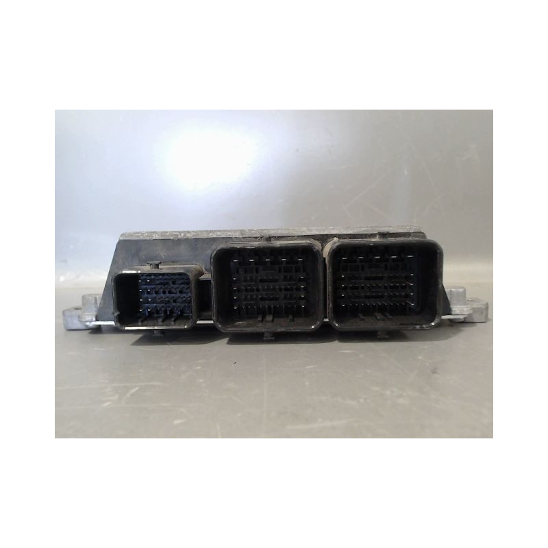 CALCULATEUR MOTEUR PEUGEOT 208 Phase 1 2012-...