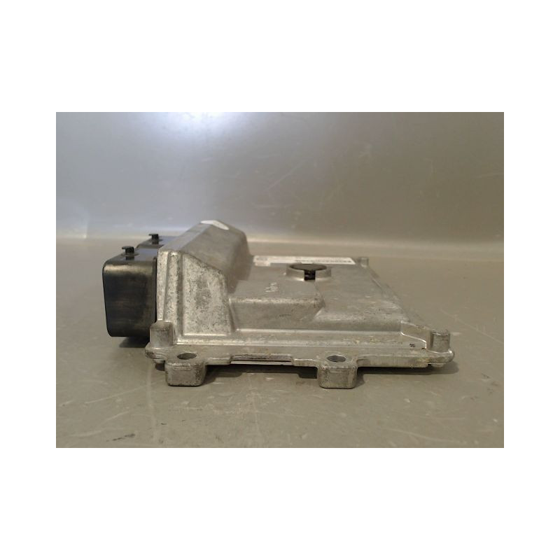 CALCULATEUR MOTEUR PEUGEOT 208 Phase 1 2012-...