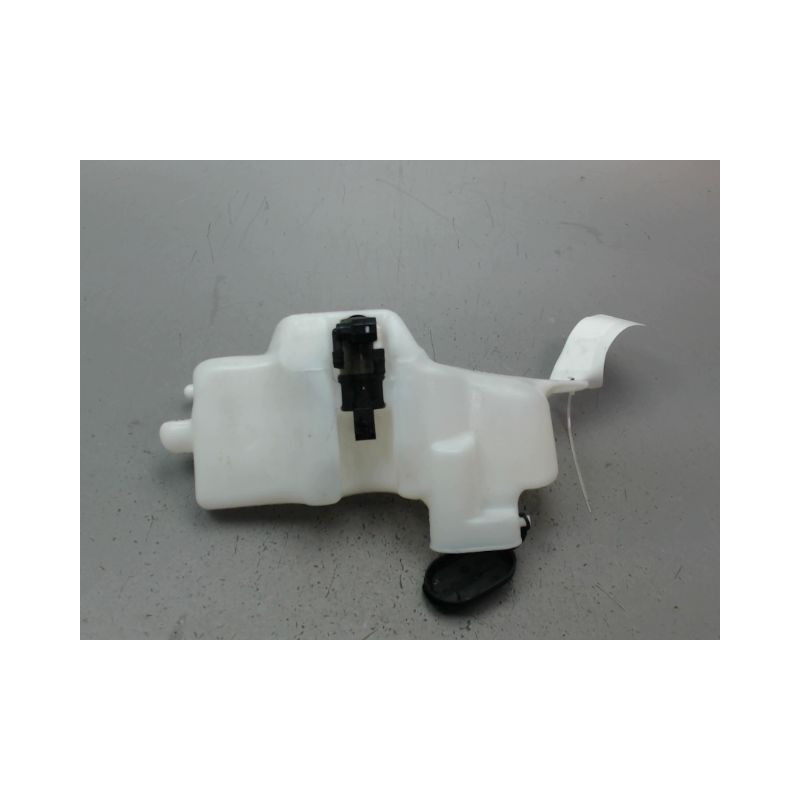RESERVOIR LAVE-GLACE AVANT RENAULT CLIO CAMPUS II Phase 2 2009-2012