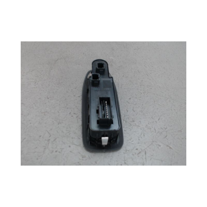 COMMANDE LEVE-GLACE PORTE AVG PEUGEOT 2008