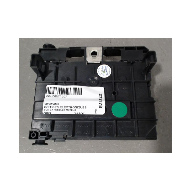 BOITE A FUSIBLES PEUGEOT 207