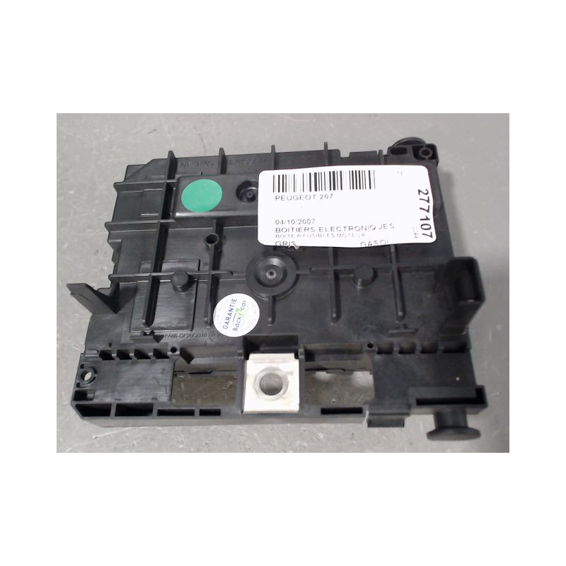 BOITE A FUSIBLES PEUGEOT 207