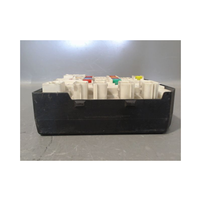 BOITE A FUSIBLES RENAULT LAGUNA