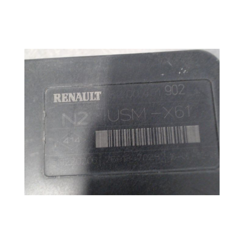 BOITE A FUSIBLES RENAULT KANGOO