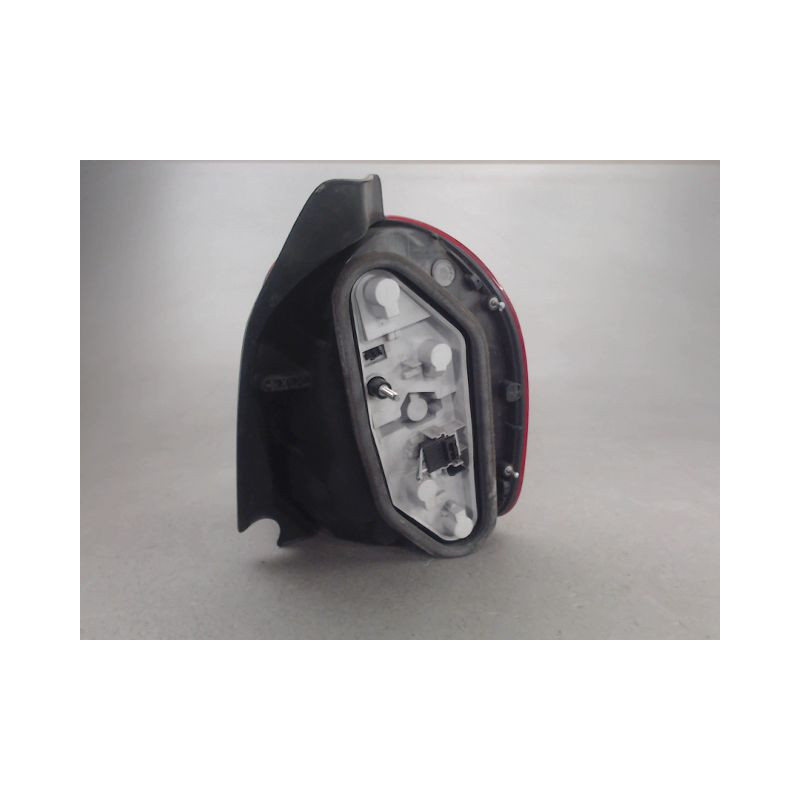 FEU ARRIERE GAUCHE  RENAULT MODUS