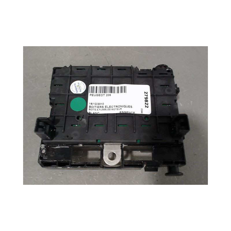 BOITE A FUSIBLES PEUGEOT 206