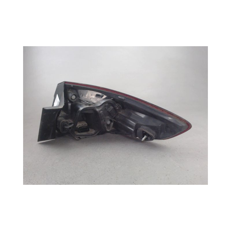 FEU ARRIERE GAUCHE  RENAULT MEGANE